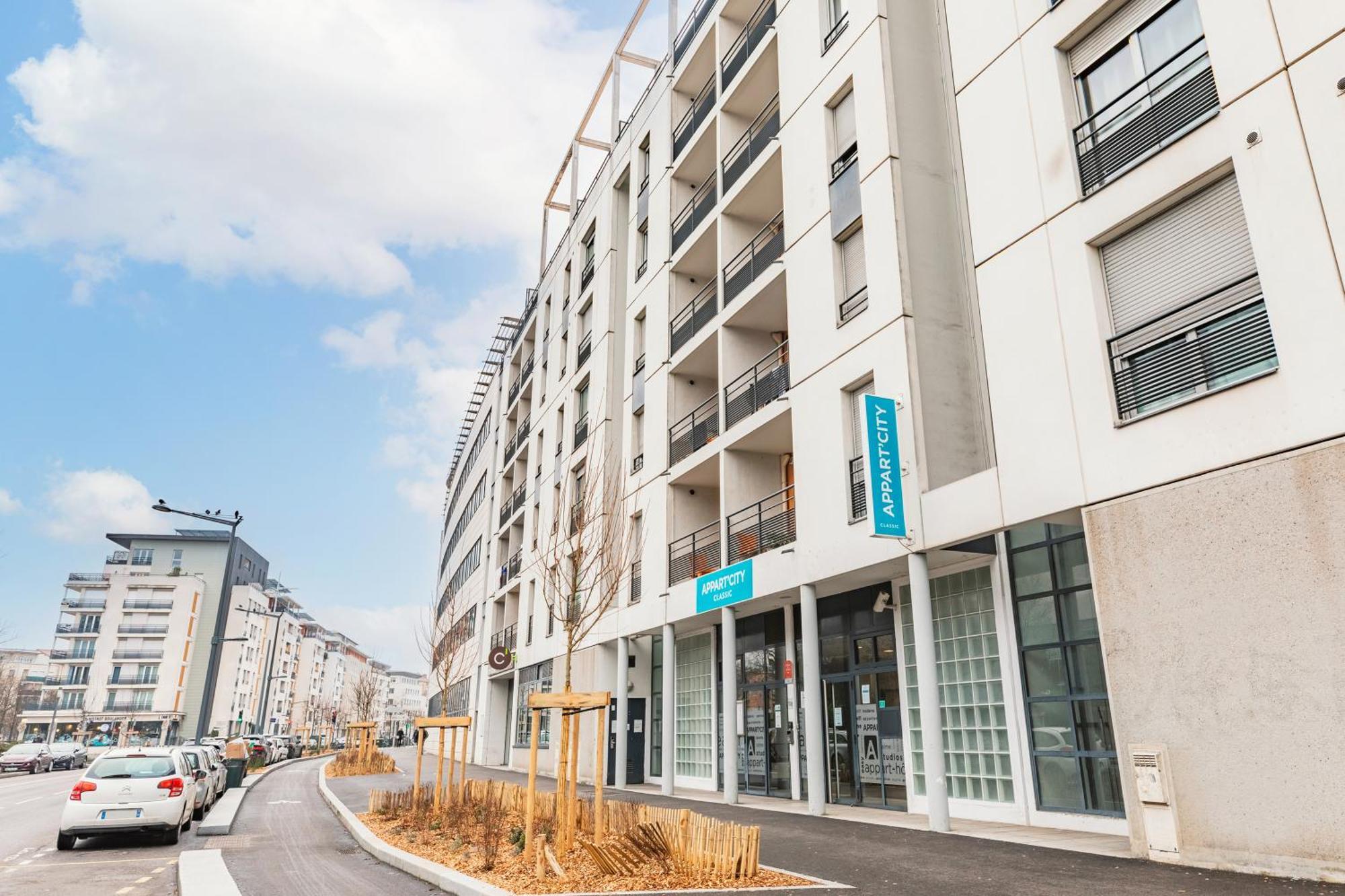 Appart'City Classic Lyon Vaise St Cyr Lião Exterior foto